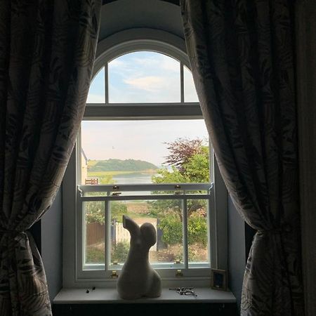 Dylan Thomas Sea View Bed and Breakfast Laugharne Εξωτερικό φωτογραφία