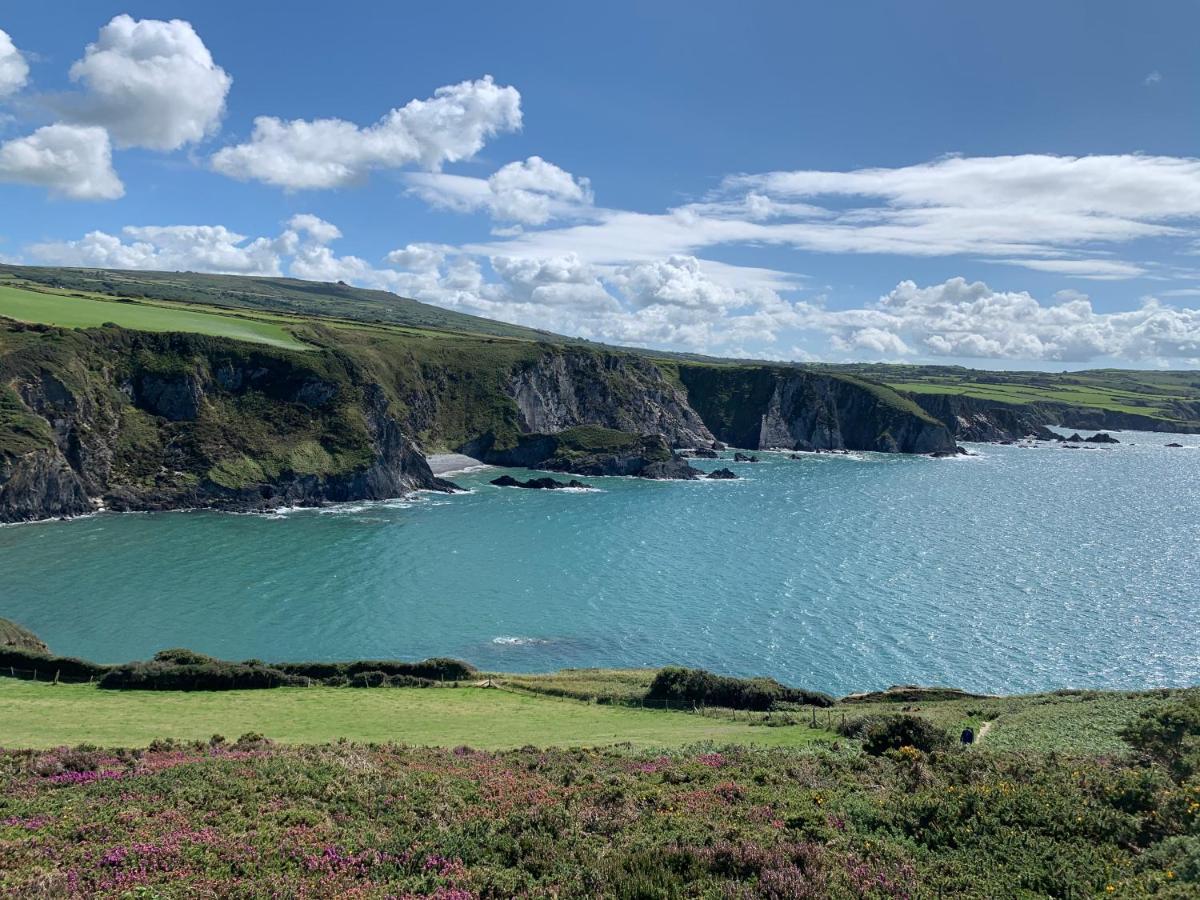 Dylan Thomas Sea View Bed and Breakfast Laugharne Εξωτερικό φωτογραφία