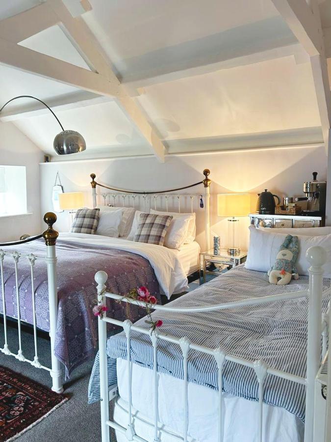 Dylan Thomas Sea View Bed and Breakfast Laugharne Εξωτερικό φωτογραφία